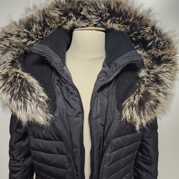 BCBGeneration Warm Puffer Women's Coat with Faux Fur-Trimmed Hood, Size S - Picture 7 of 14